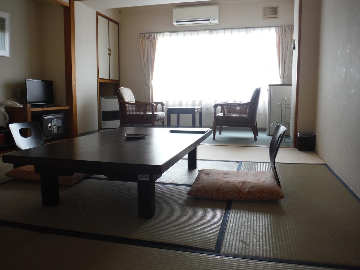 Hotel Sankeien Sapporo Exterior photo